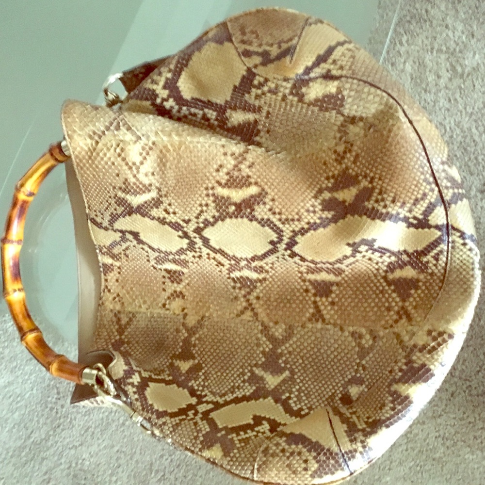 AUTHENTIC GUCCI VINTAGE SNAKESKIN HOBO BAG RARE!!!
